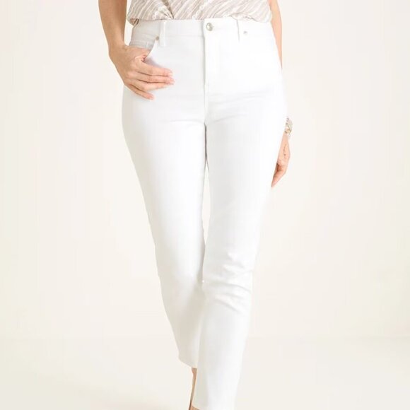 Chico's Denim - Chico’s White So Slimming Girlfriend Slim Leg Jeans Classic Minimalist 2.5/ 14 R